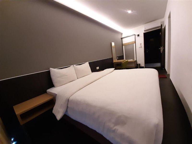 Hotel Pantes Simpang Lima Semarang